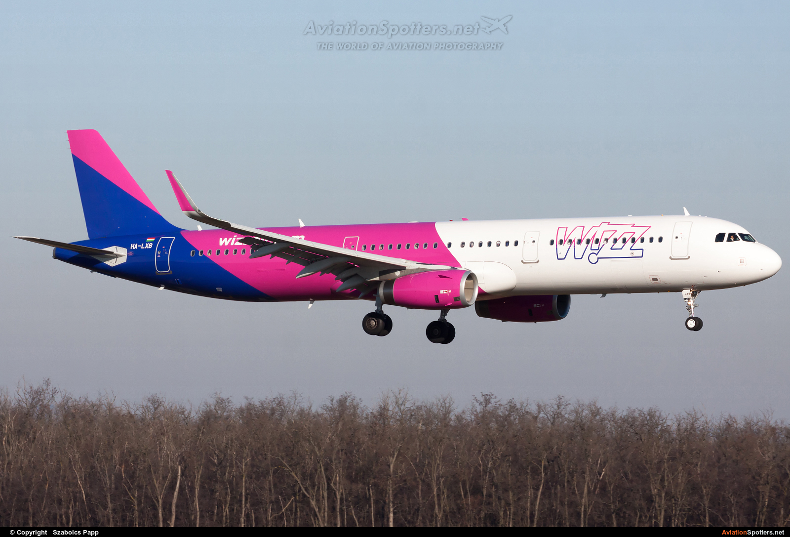 Wizz Air  -  A321-231  (HA-LXB) By Szabolcs Papp (mr.szabi)