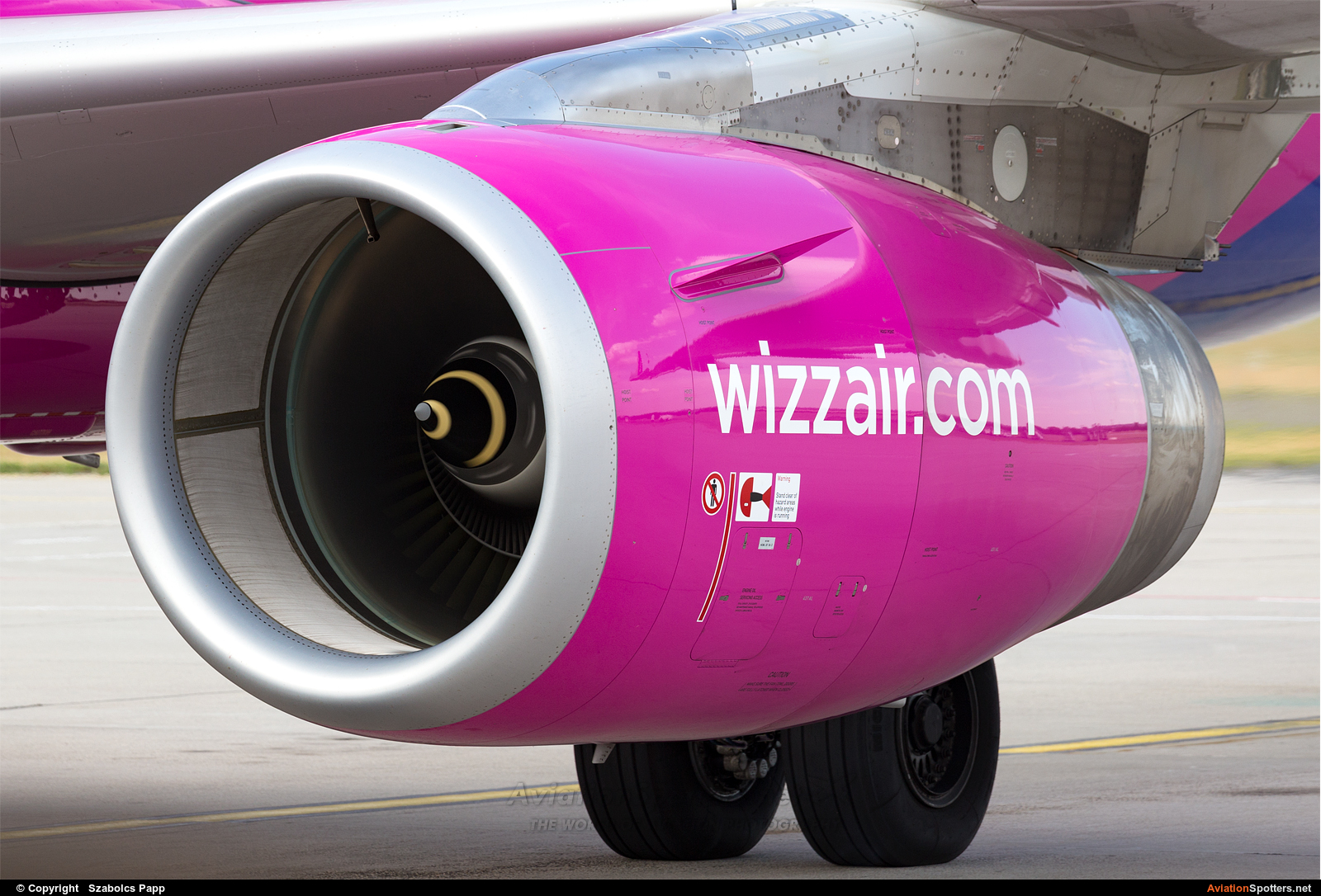 Wizz Air  -  A321-231  (HA-LXD) By Szabolcs Papp (mr.szabi)