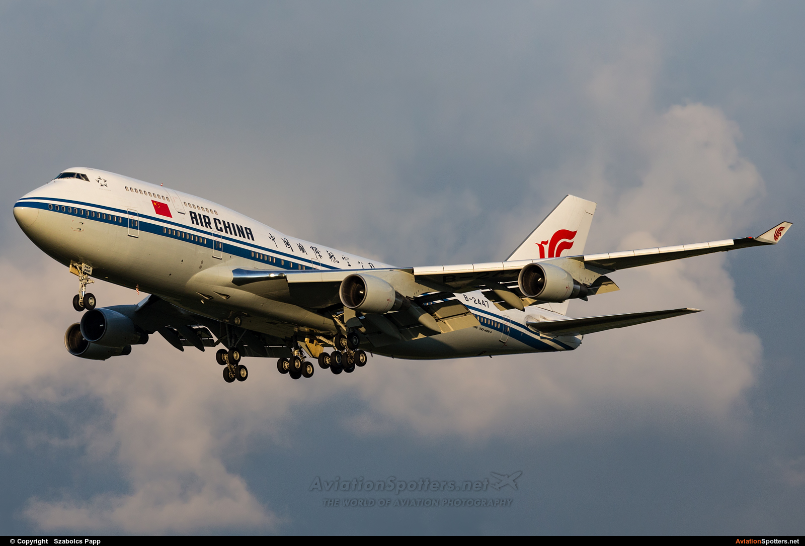 Air China  -  747-400  (B-2447) By Szabolcs Papp (mr.szabi)