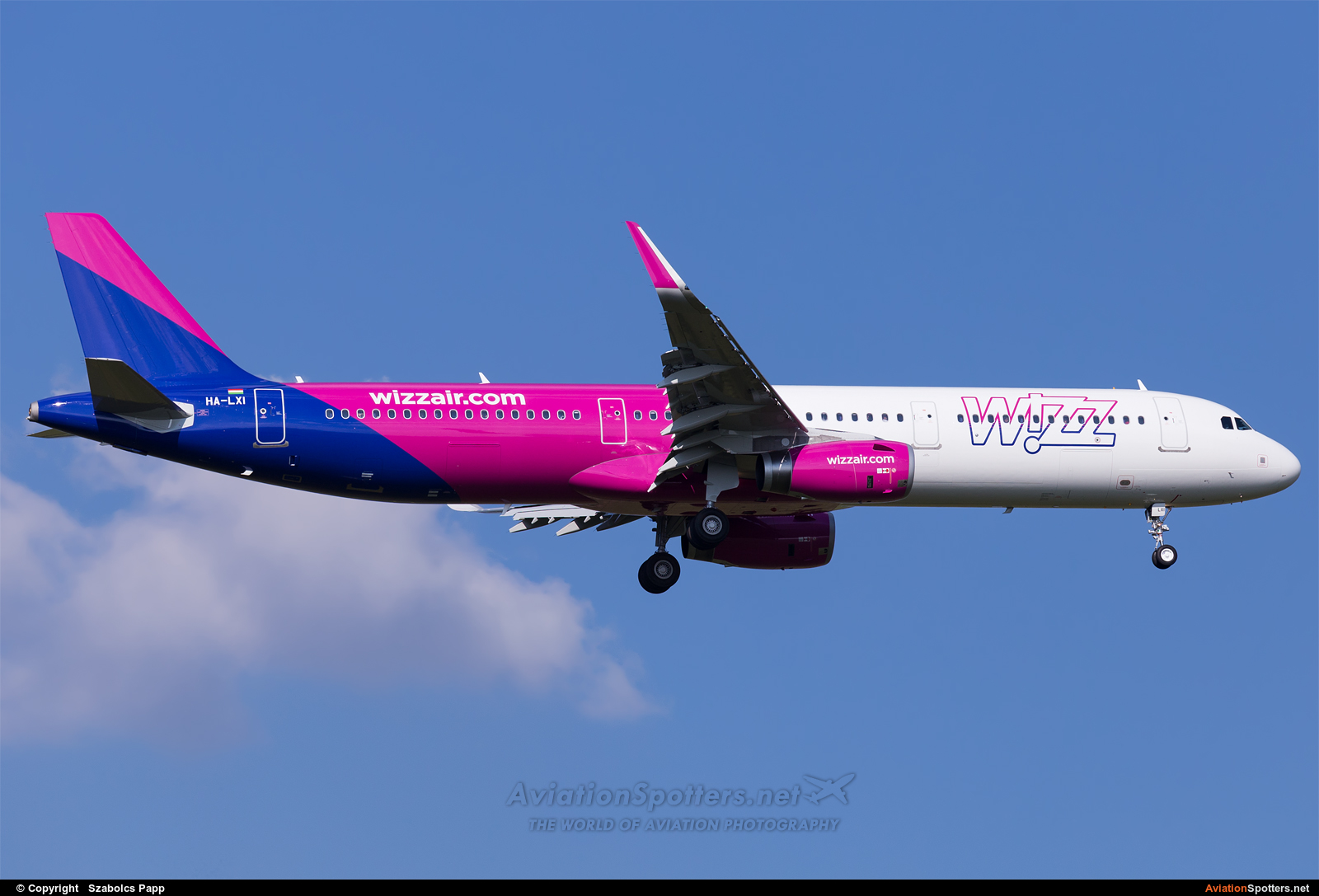 Wizz Air  -  A321-231  (HA-LXI) By Szabolcs Papp (mr.szabi)