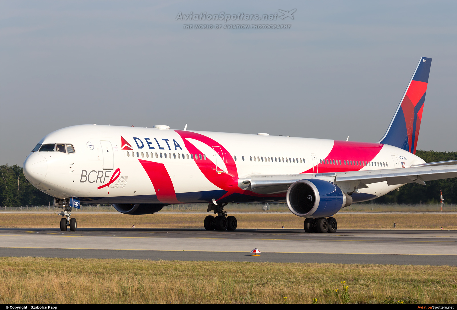 Delta Air Lines  -  767-400ER  (N875MH) By Szabolcs Papp (mr.szabi)