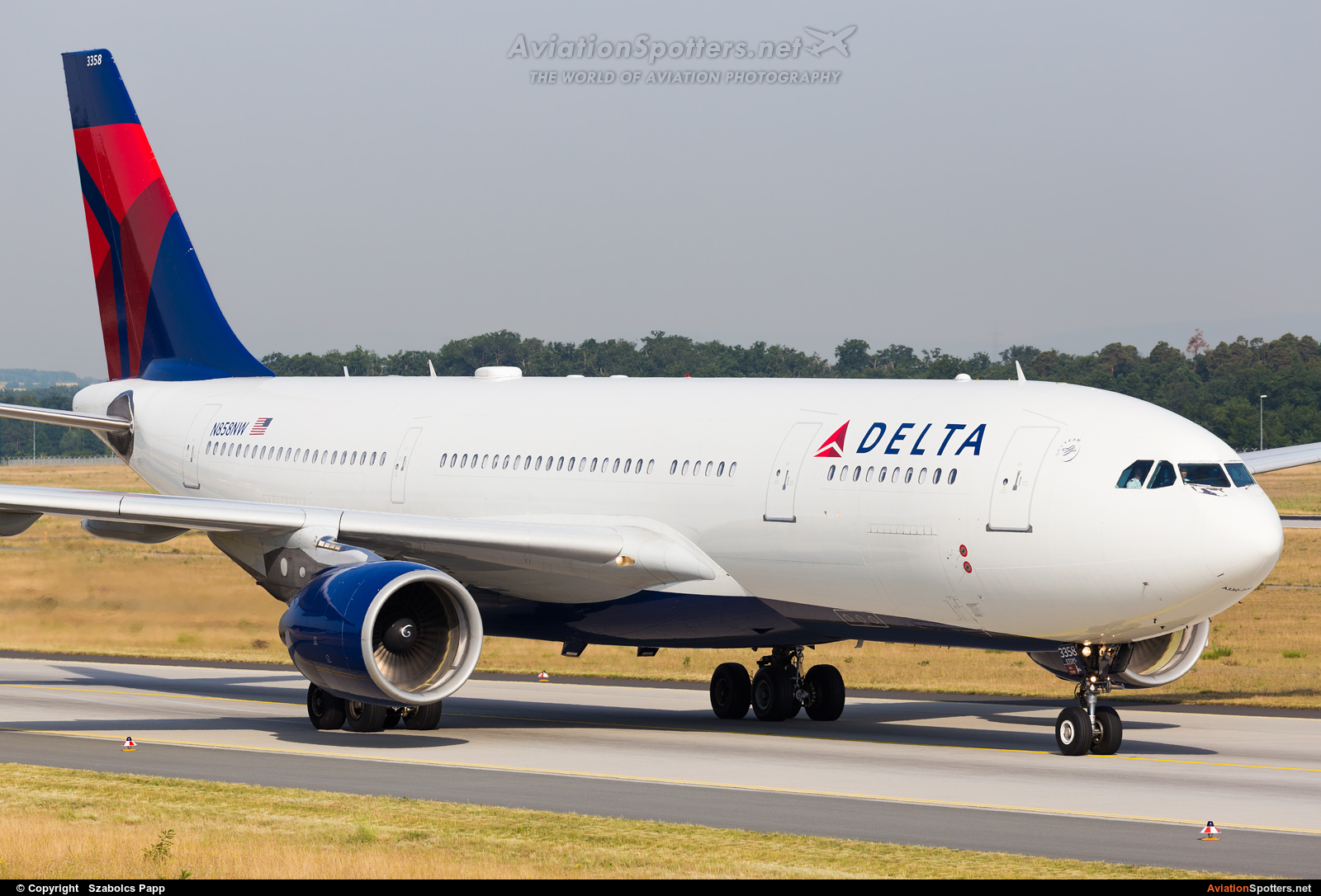Delta Air Lines  -  A330-200  (N858NW) By Szabolcs Papp (mr.szabi)