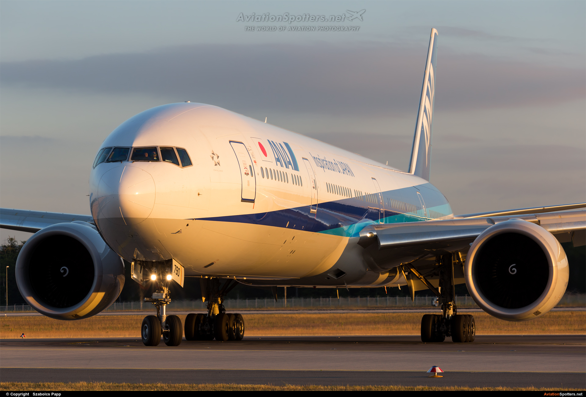 ANA - All Nippon Airways  -  777-300ER  (JA790A) By Szabolcs Papp (mr.szabi)