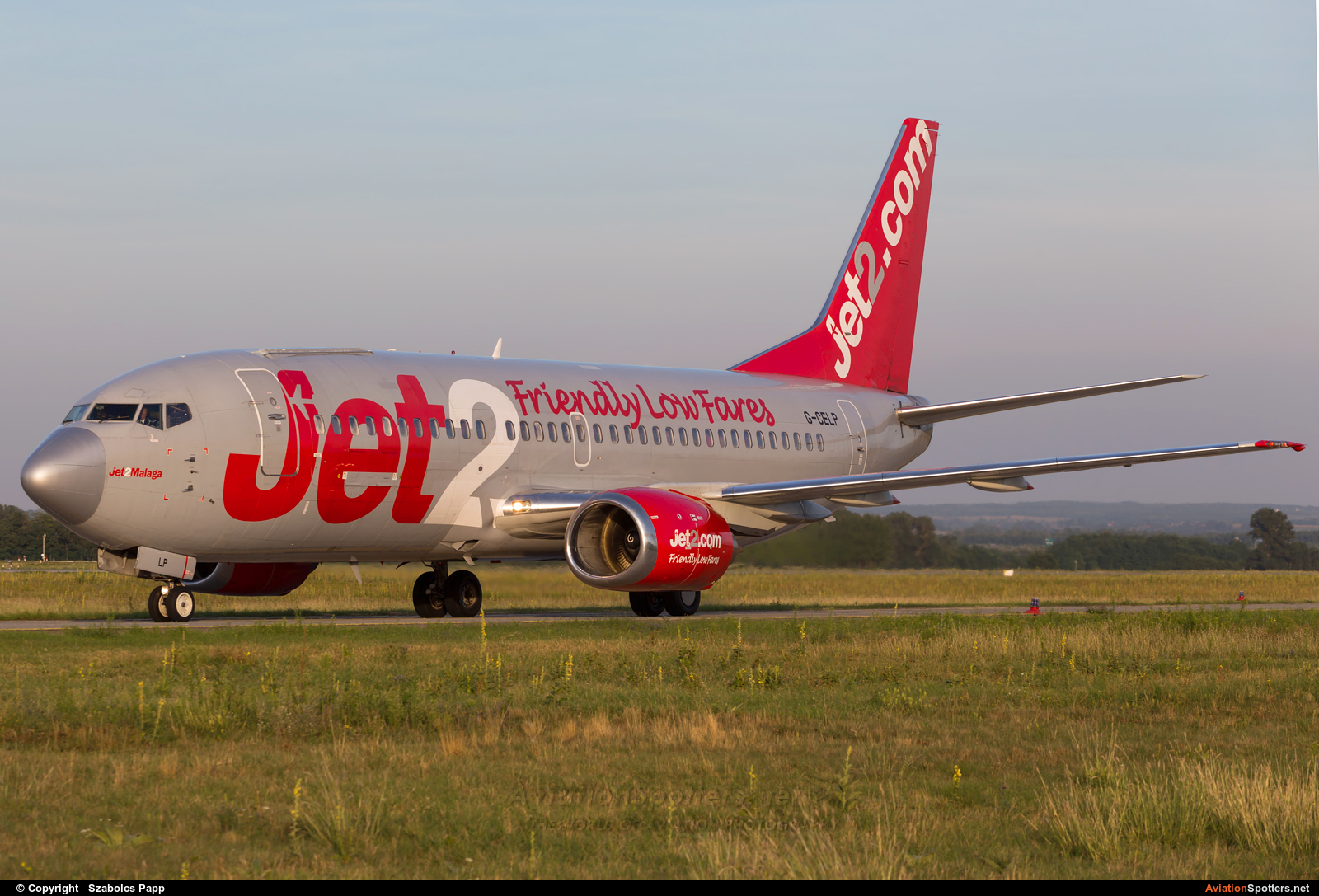 Jet2  -  737-300  (G-CELP) By Szabolcs Papp (mr.szabi)