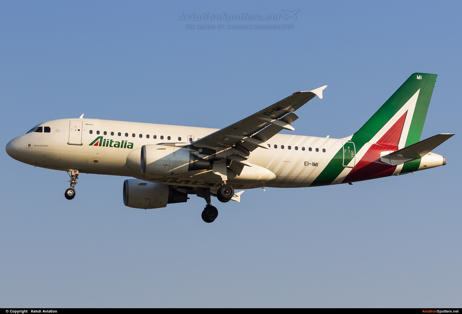 Alitalia  -  A319  (EI-IMI) By Kehdi Aviation (Kehdi Aviation)