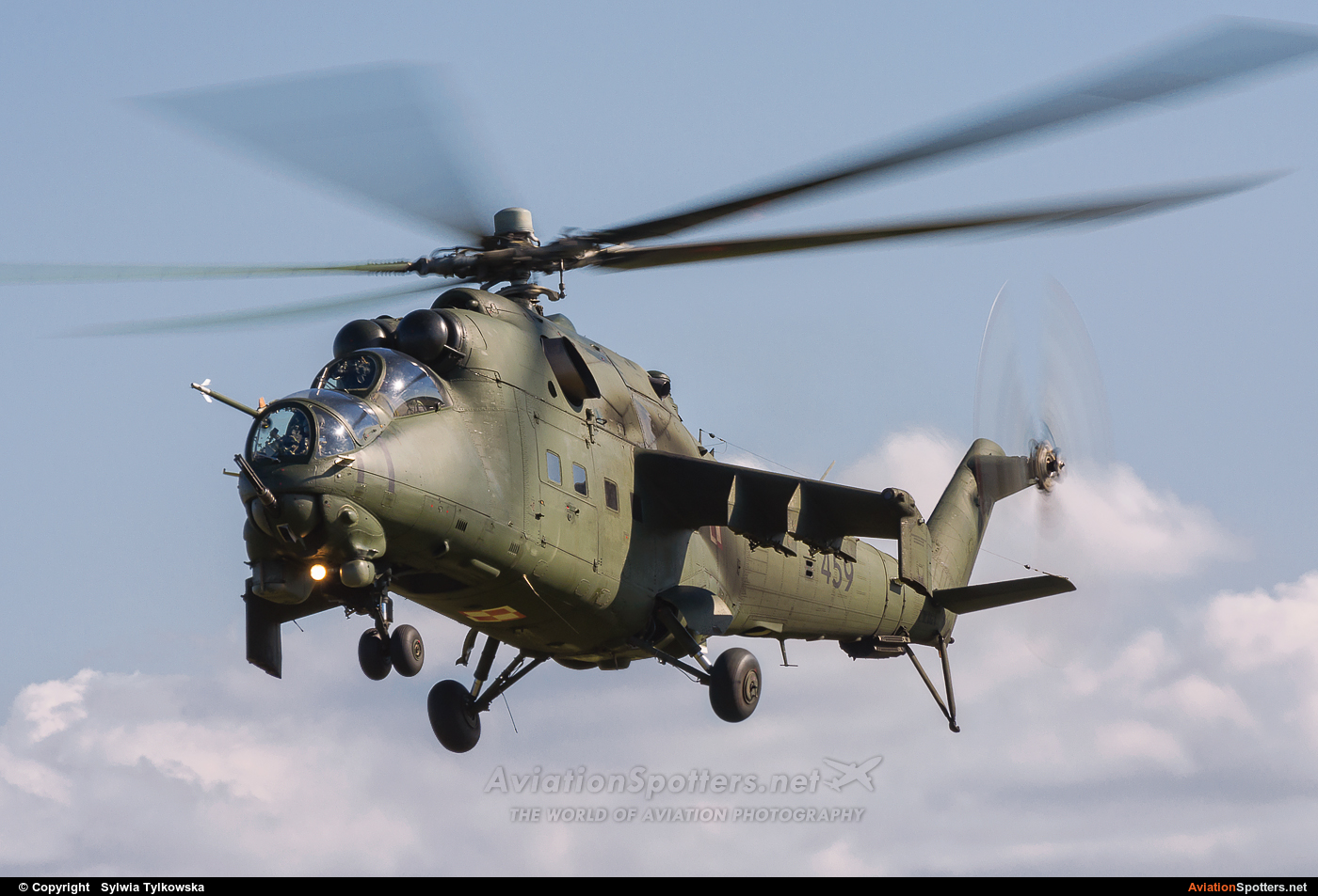 Poland - Army  -  Mi-24D  (459) By Sylwia Tylkowska (aviro)