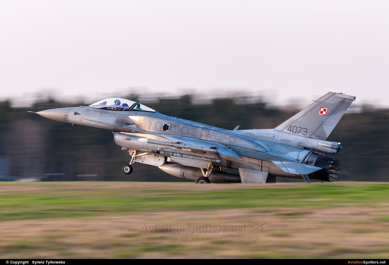 Poland - Air Force  -  F-16C Jastrząb  (4073) By Sylwia Tylkowska (aviro)