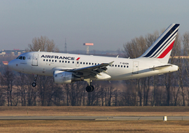Airbus - A318 (F-GUGN) - Zoltan97