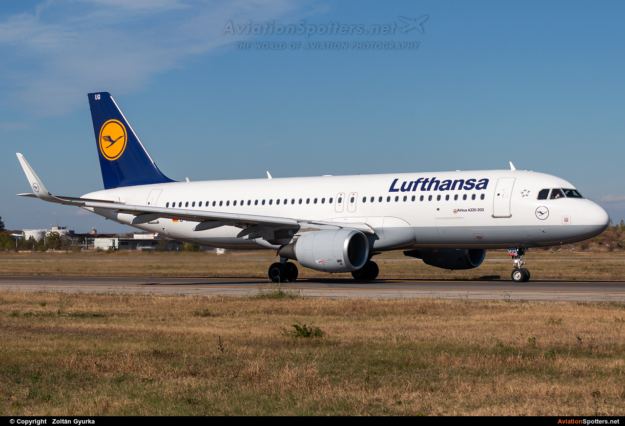 Lufthansa  -  A320-214  (D-AIUQ) By Zoltán Gyurka (Zoltan97)