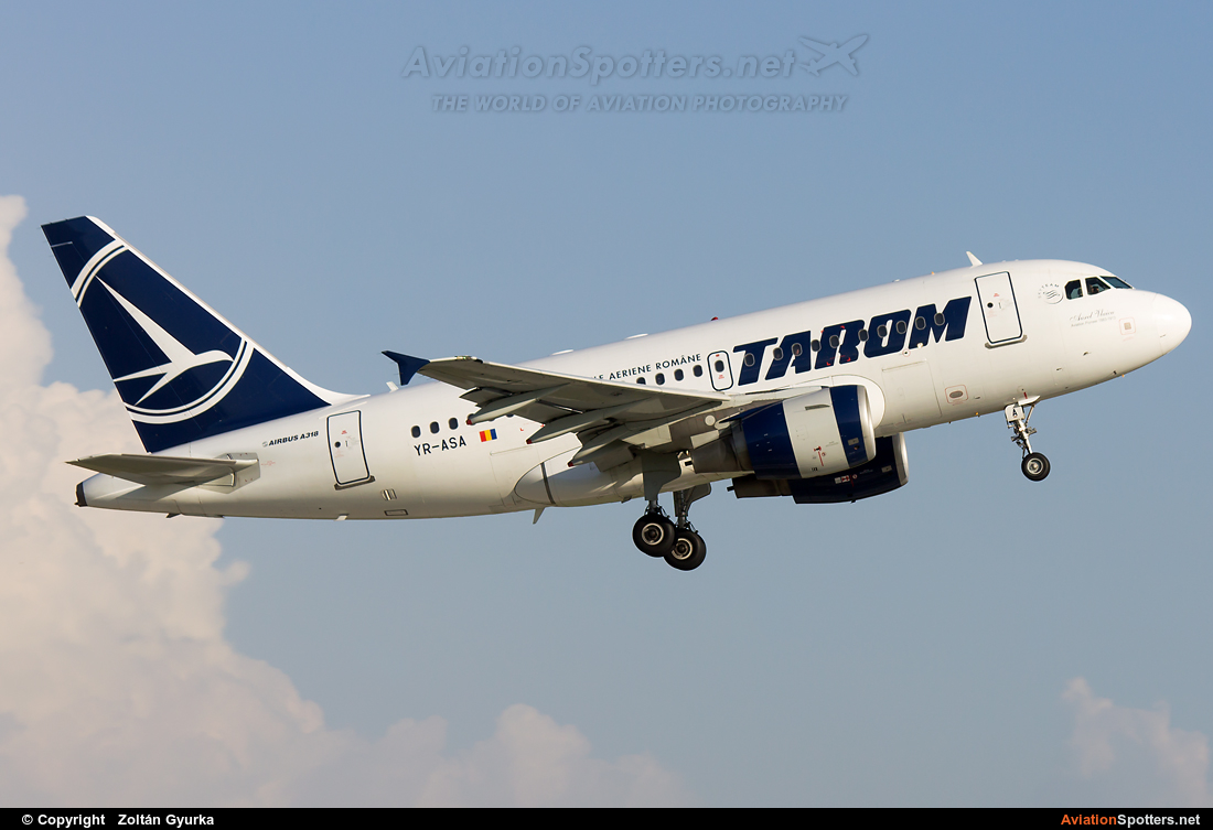Tarom  -  A318  (YR-ASA) By Zoltán Gyurka (Zoltan97)