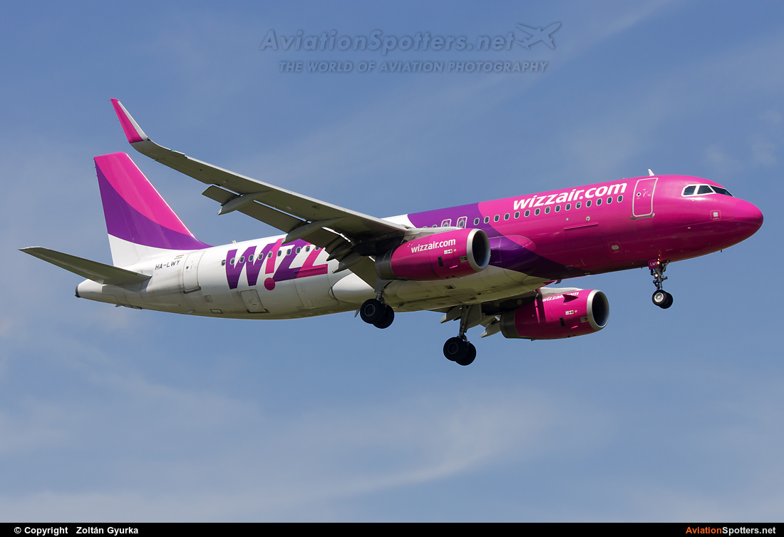 Wizz Air  -  A320  (HA-LWY) By Zoltán Gyurka (Zoltan97)