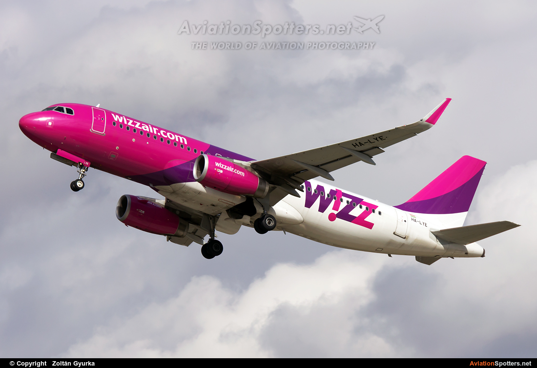 Wizz Air  -  A320-232  (HA-LYE) By Zoltán Gyurka (Zoltan97)