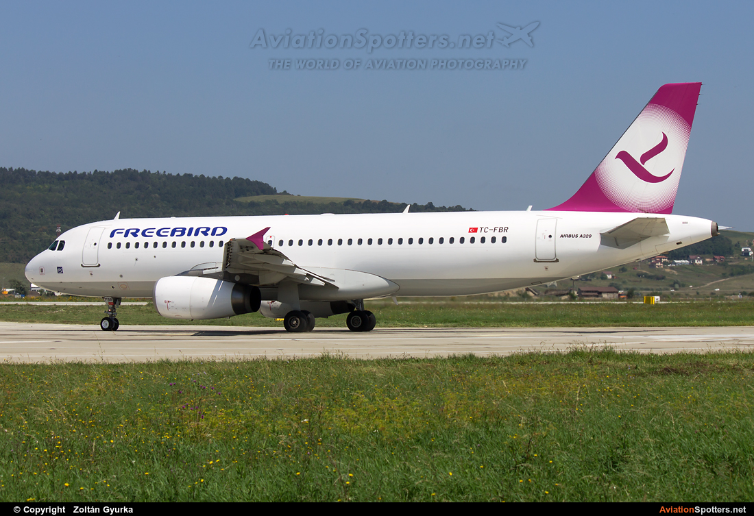 FreeBird Airlines  -  A320-232  (TC-FBR) By Zoltán Gyurka (Zoltan97)