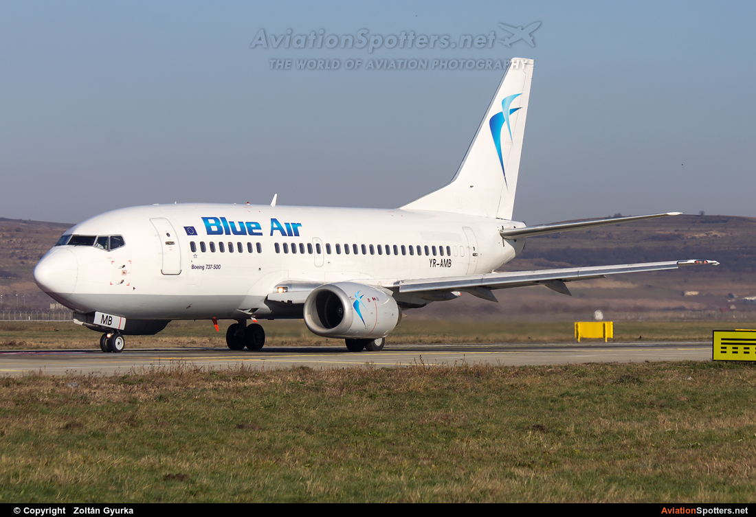 Blue Air  -  737-500  (YR-AMB) By Zoltán Gyurka (Zoltan97)