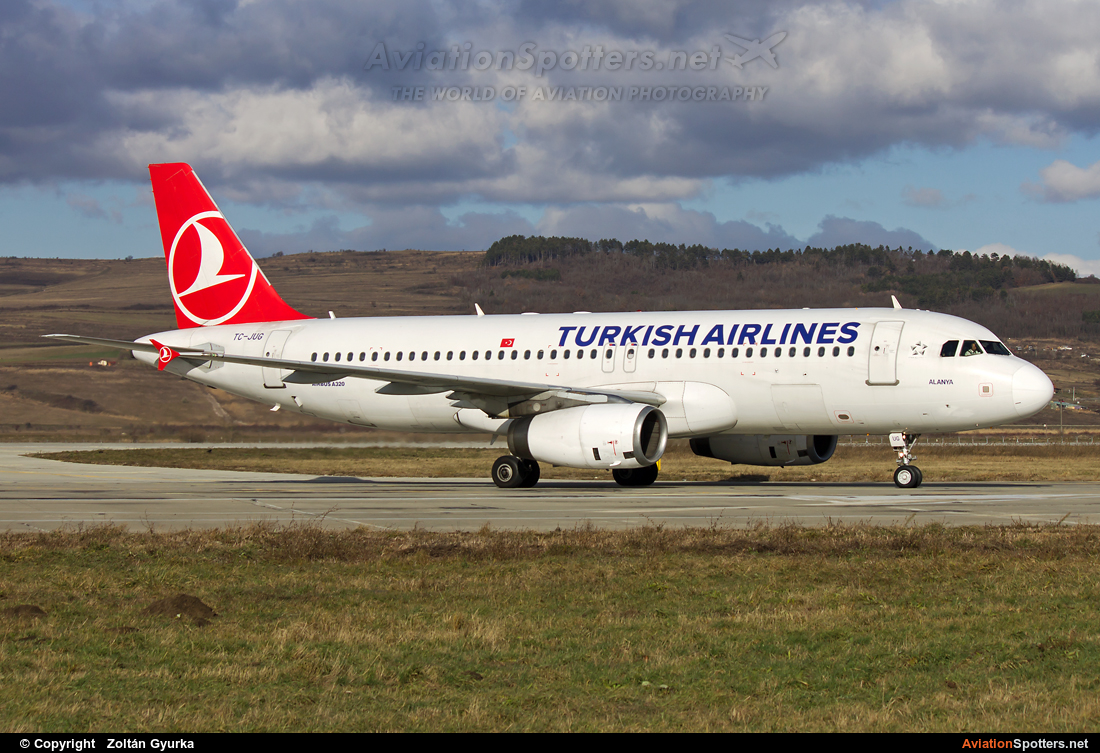 Turkish Airlines  -  A320  (TC-JUG) By Zoltán Gyurka (Zoltan97)