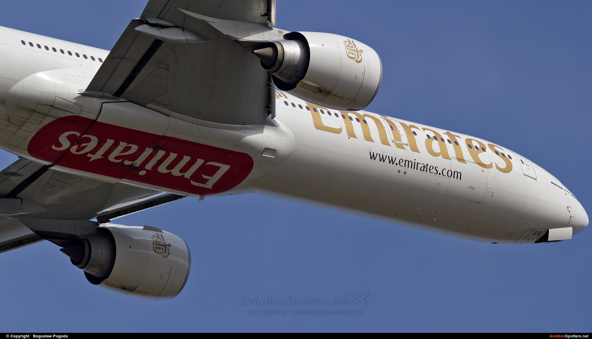 Emirates Airlines  -  777-300ER  (A6-EGR) By Bogusław Pogoda (Bodzio)