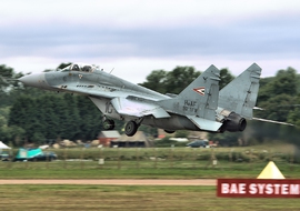 Mikoyan-Gurevich - MiG-29B (10) - Paultojo