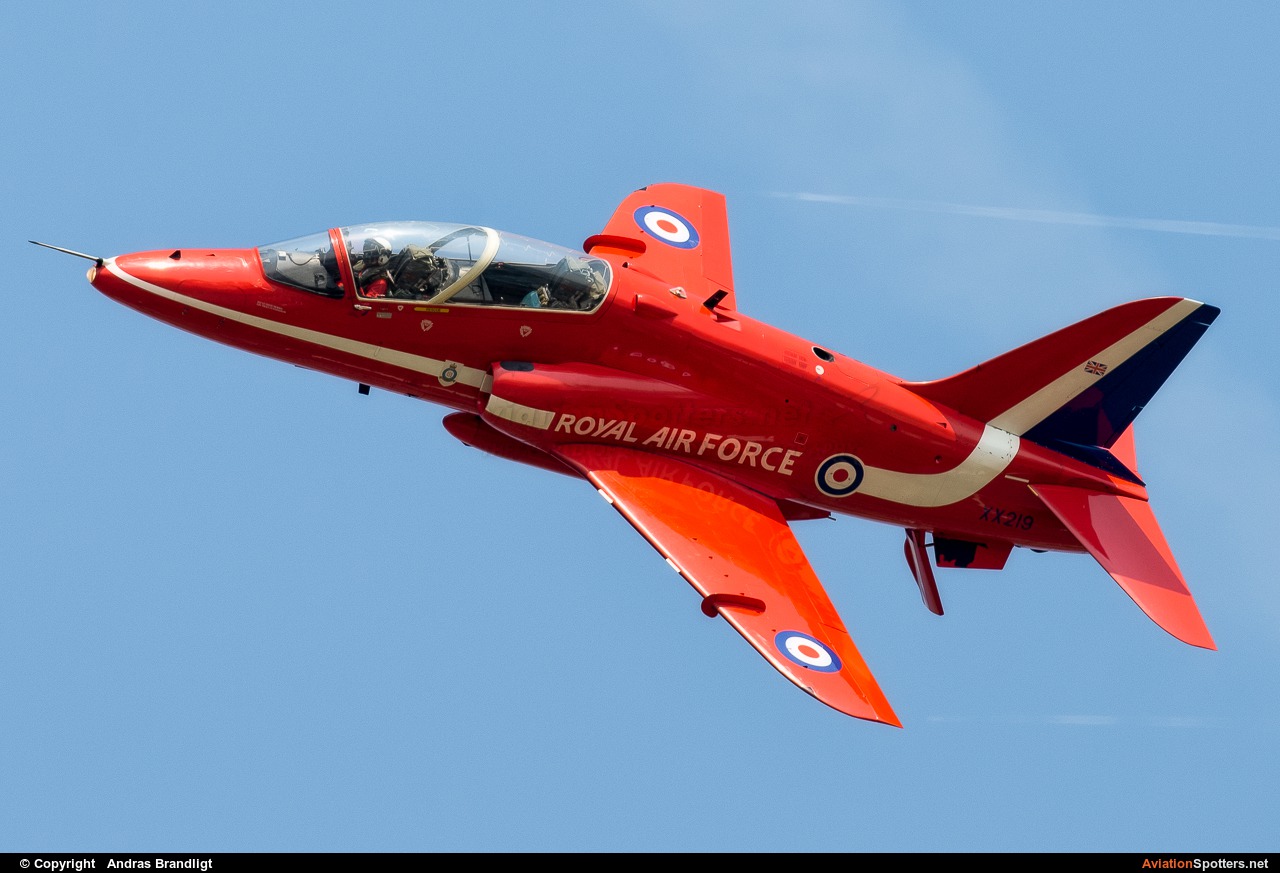 UK - Air Force: Red Arrows  -  Hawk T.1- 1A  (XX219) By Andras Brandligt (Andras)