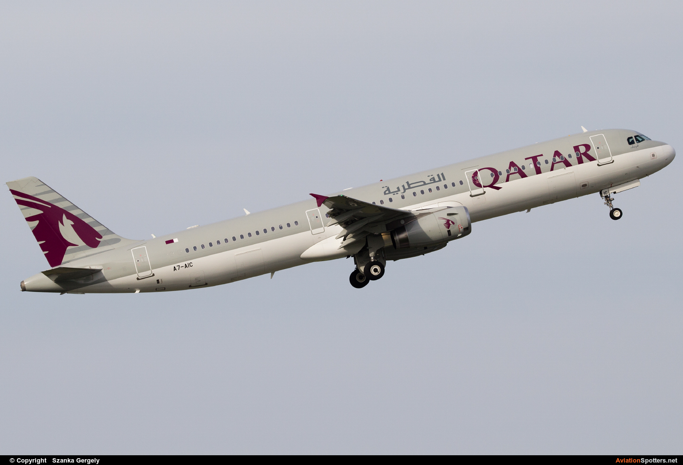 Qatar Airways  -  A321  (A7-AIC) By Szanka Gergely (TaxisGeri)