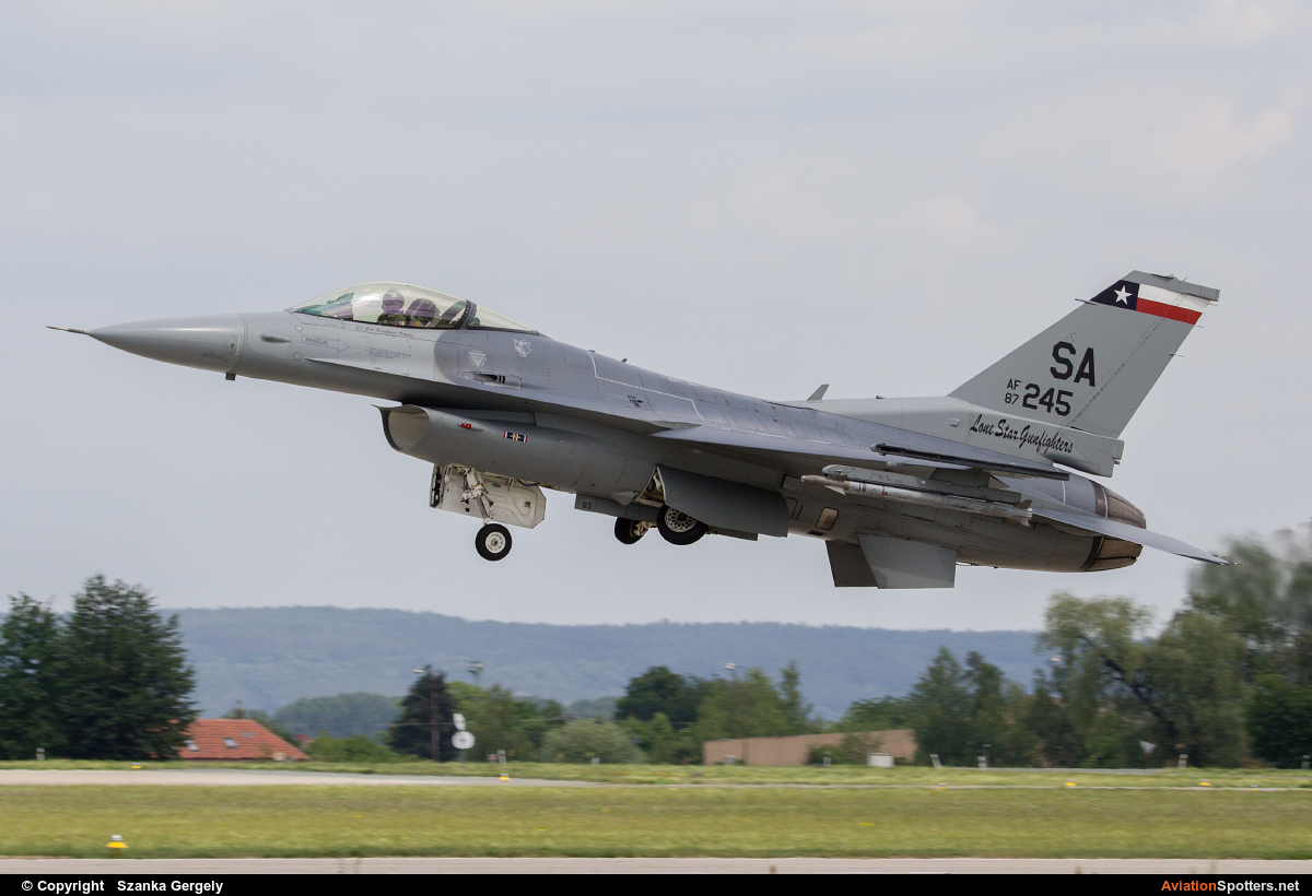 USA - Air Force  -  F-16C Fighting Falcon  (87-0245) By Szanka Gergely (TaxisGeri)