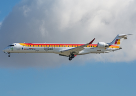 Canadair - CL-600 Regional Jet CRJ-1000 (EC-LOX) - sas1965