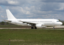 Airbus - A320 (SU-BSM) - sas1965