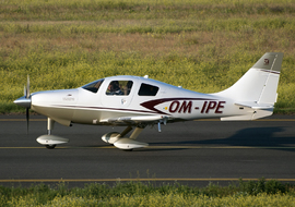Cessna - 400 Corvalis (OM-IPE) - sas1965