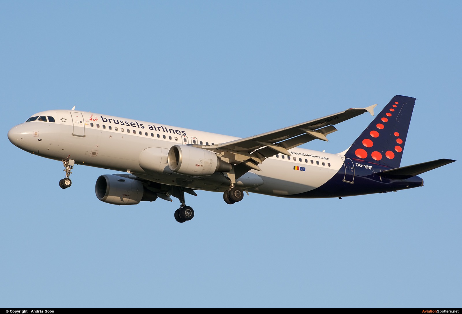 Brussels Airlines  -  A320-214  (OO-SNF) By András Soós (sas1965)