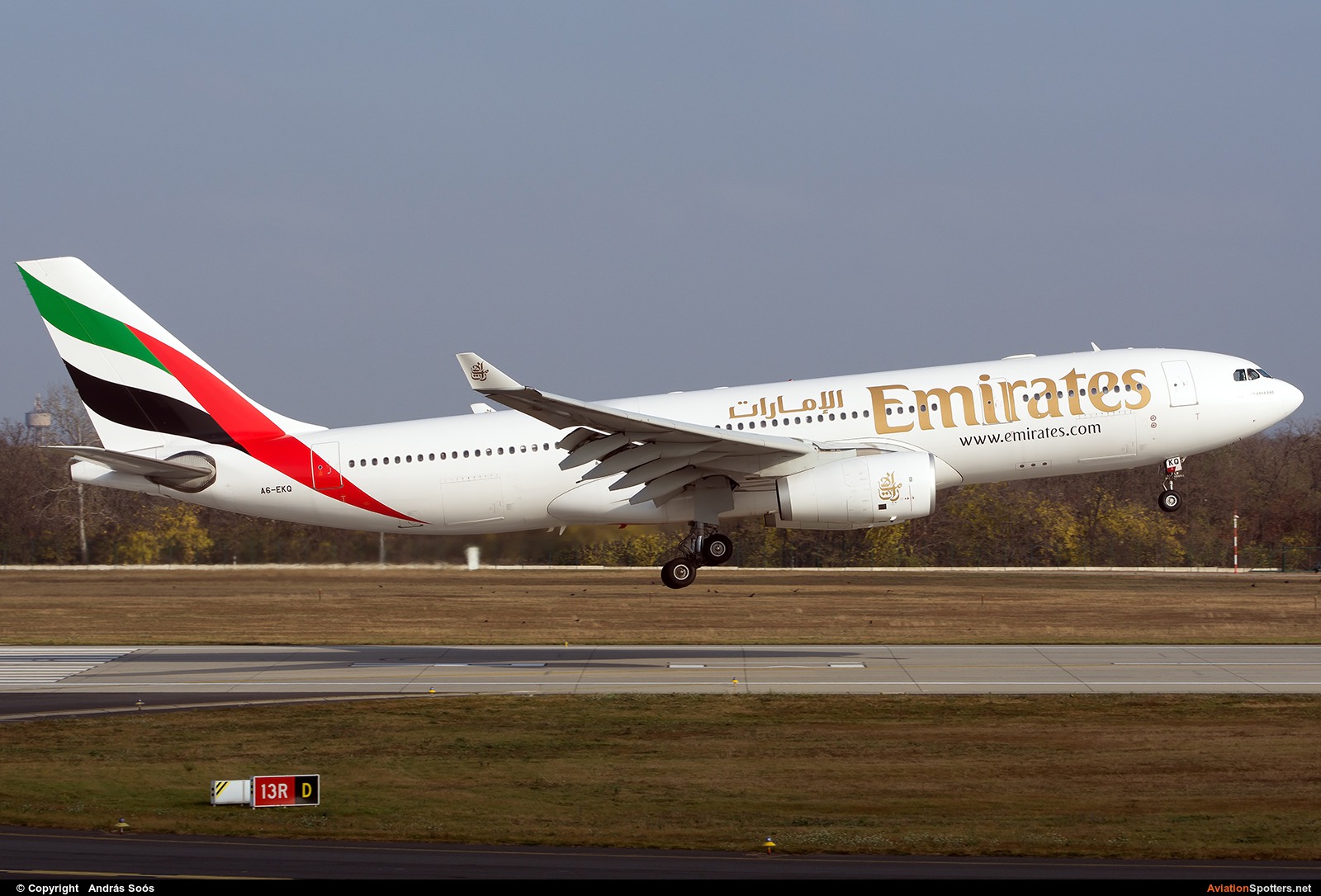 Emirates Airlines  -  A330-200  (A6-EKQ) By András Soós (sas1965)