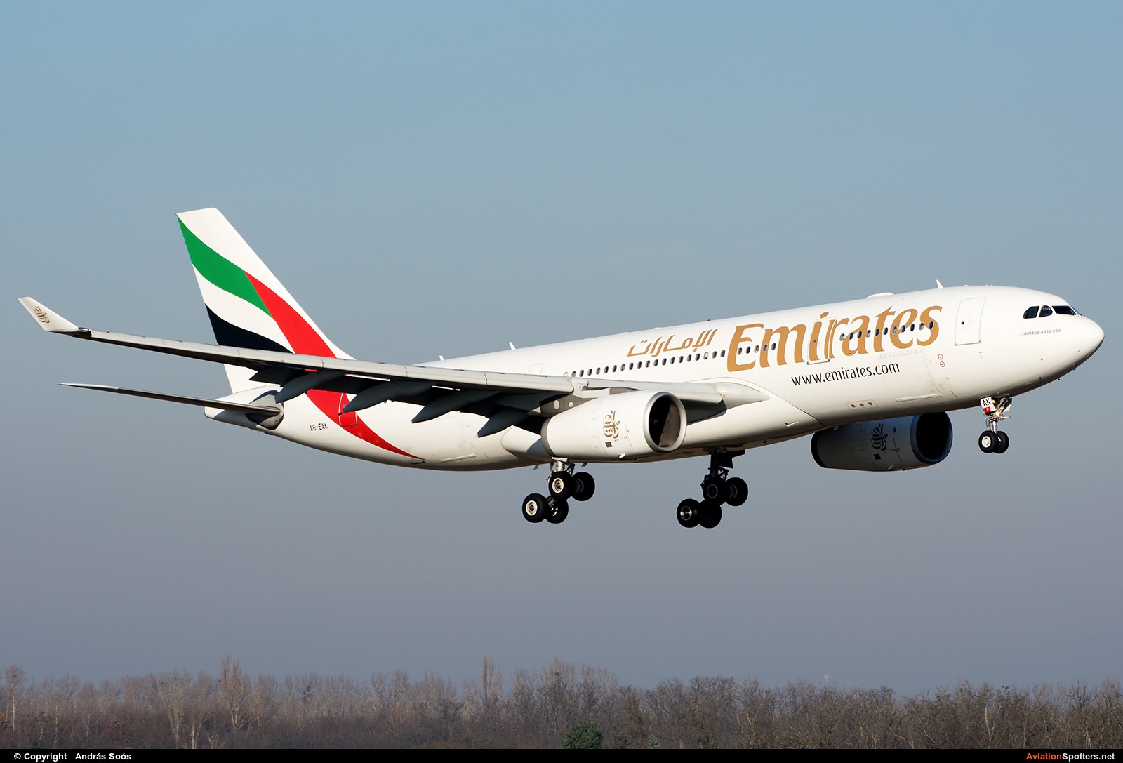 Emirates Airlines  -  A330-200  (A6-EAK) By András Soós (sas1965)