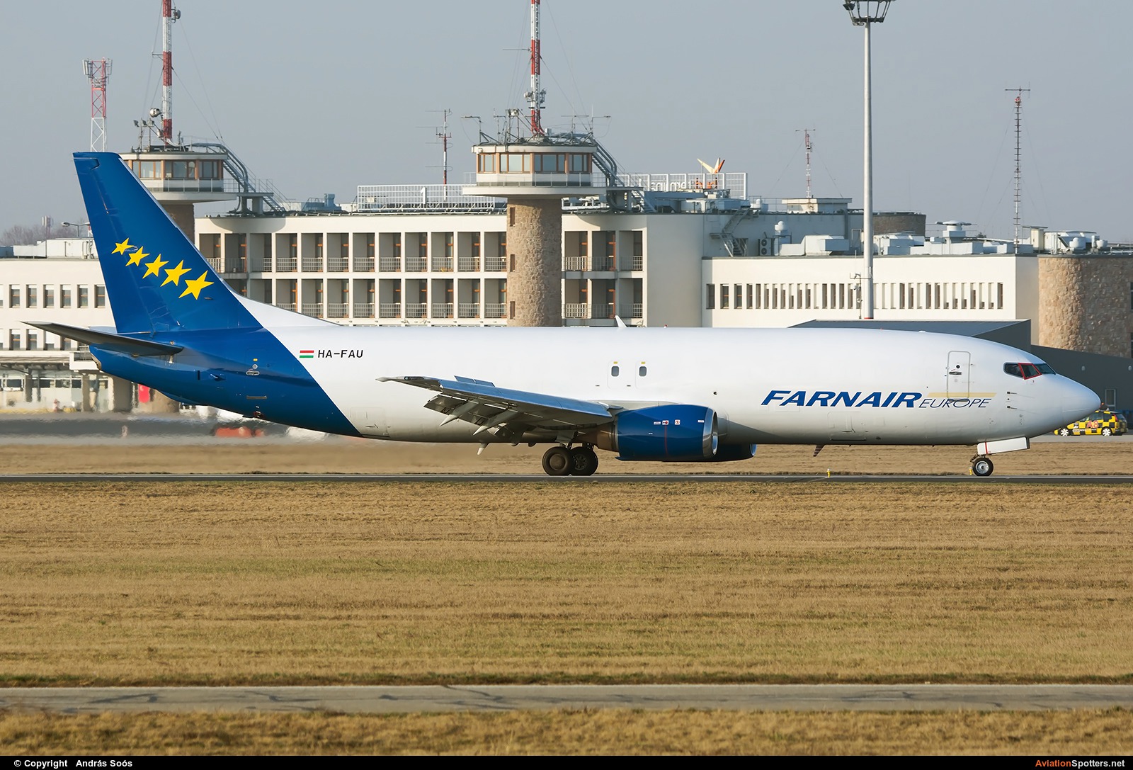 Farnair Europe  -  737-400F  (HA-FAU) By András Soós (sas1965)