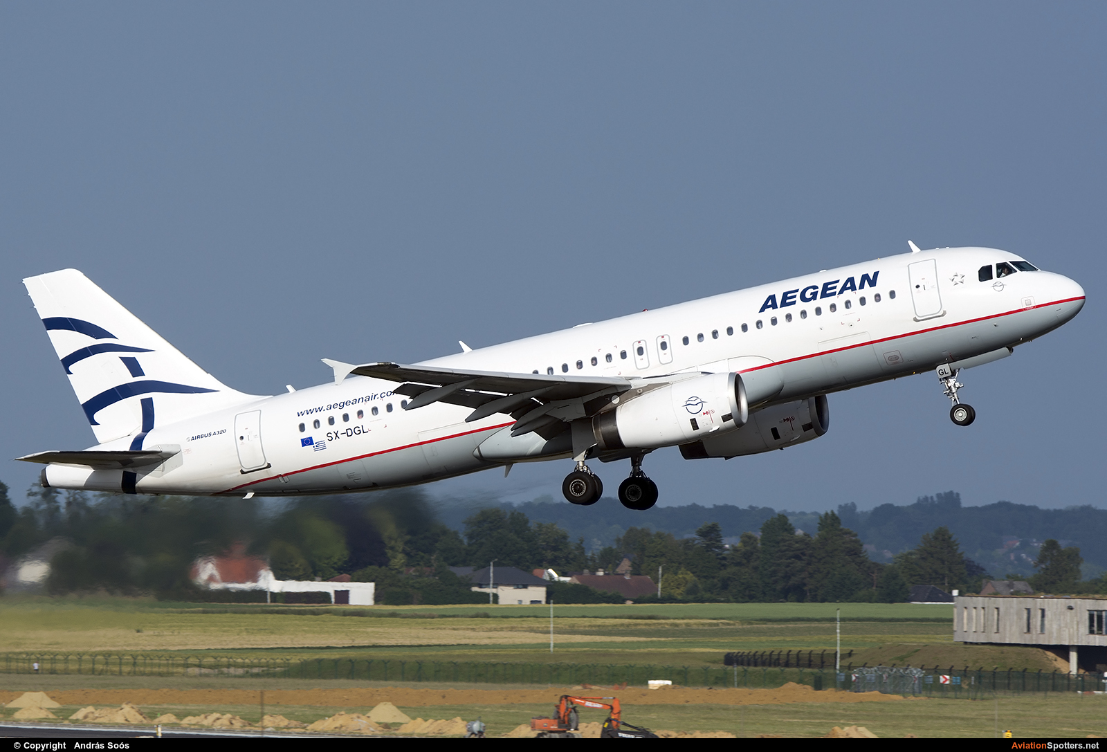 Aegean Airlines  -  A320-232  (SX-DGL) By András Soós (sas1965)