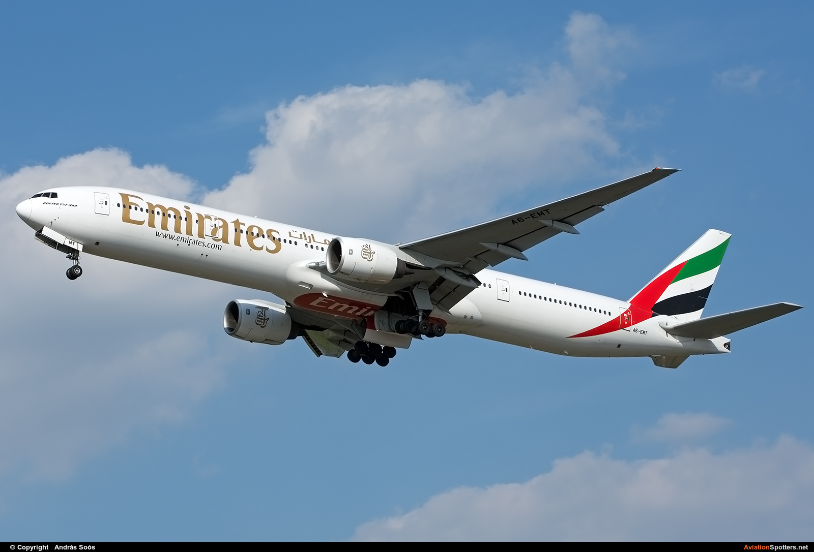 Emirates Airlines  -  777-300  (A6-EMT) By András Soós (sas1965)
