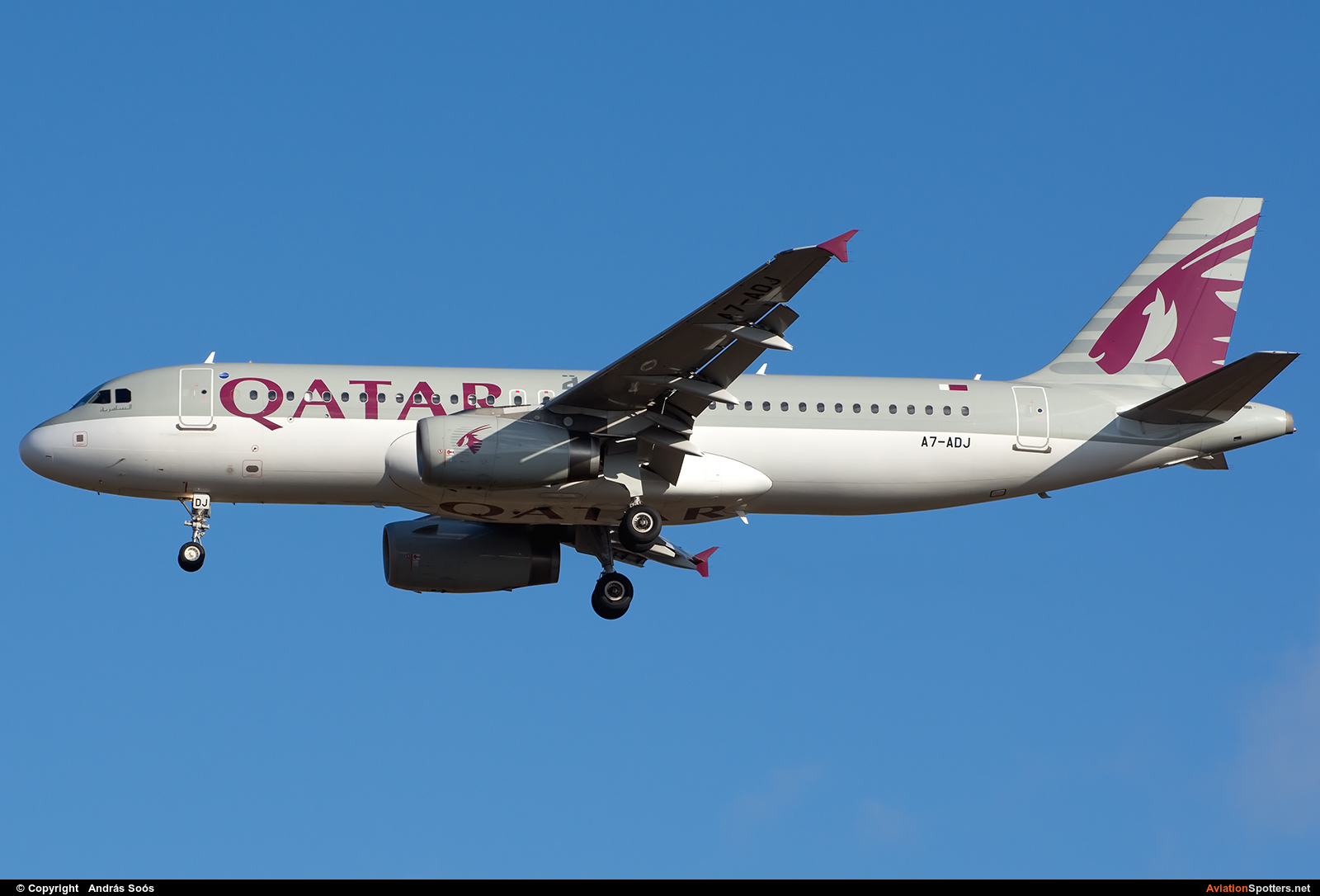 Qatar Airways  -  A320  (A7-ADJ) By András Soós (sas1965)