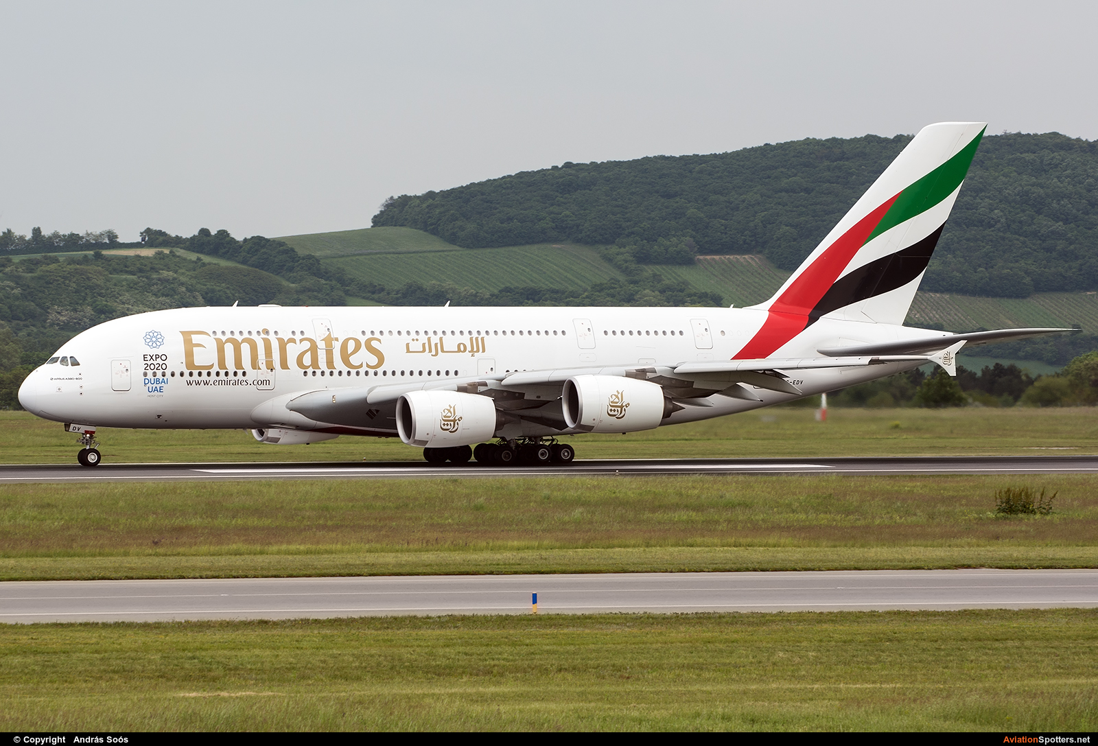 Emirates Airlines  -  A380-861  (A6-EDV) By András Soós (sas1965)