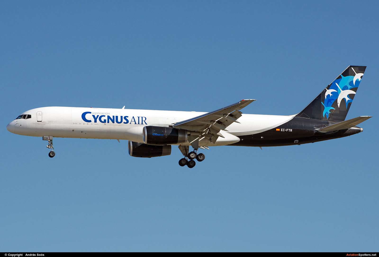 Cygnus Air  -  757-200F  (EC-FTR) By András Soós (sas1965)