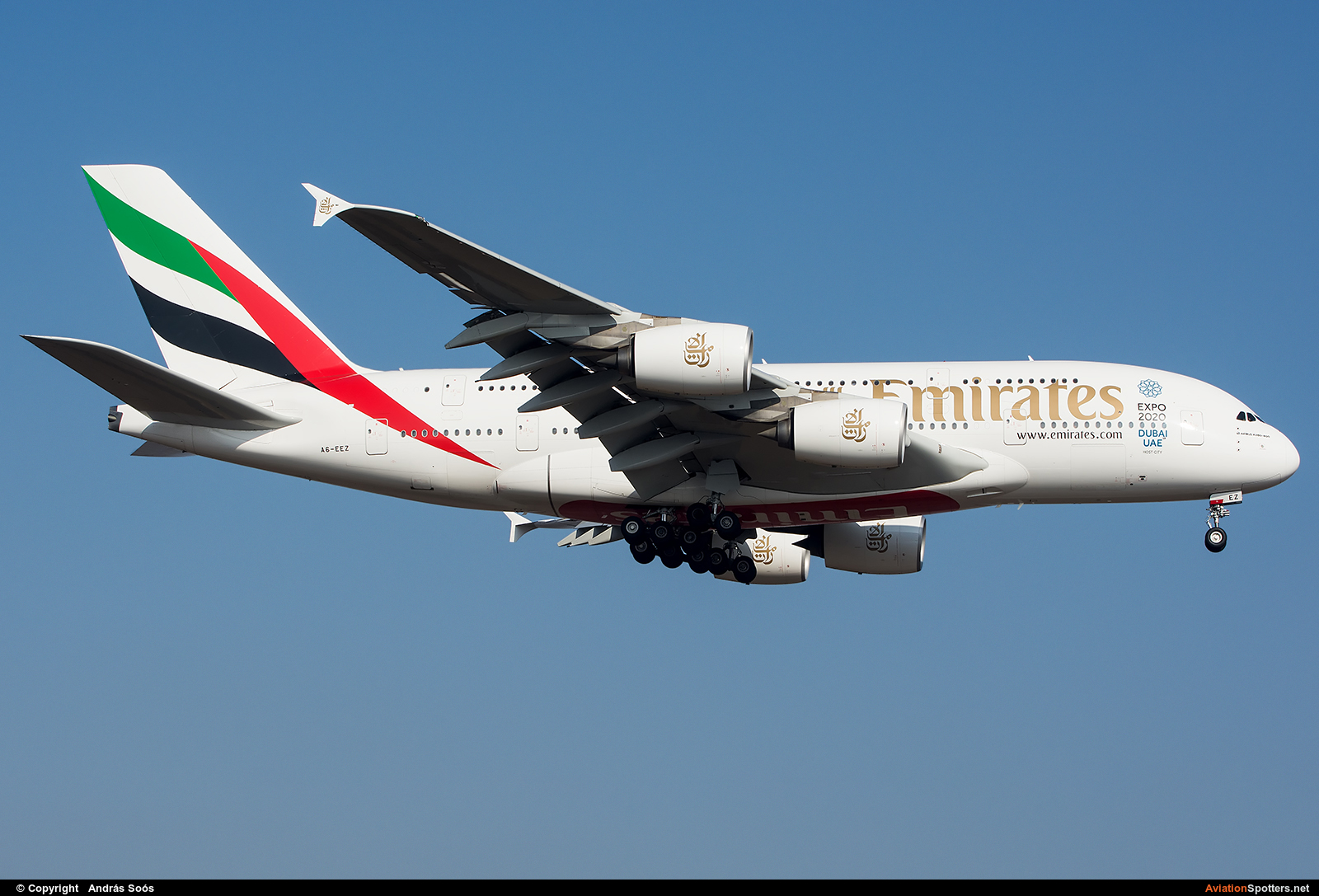 Emirates Airlines  -  A380-841  (A6-EEZ) By András Soós (sas1965)