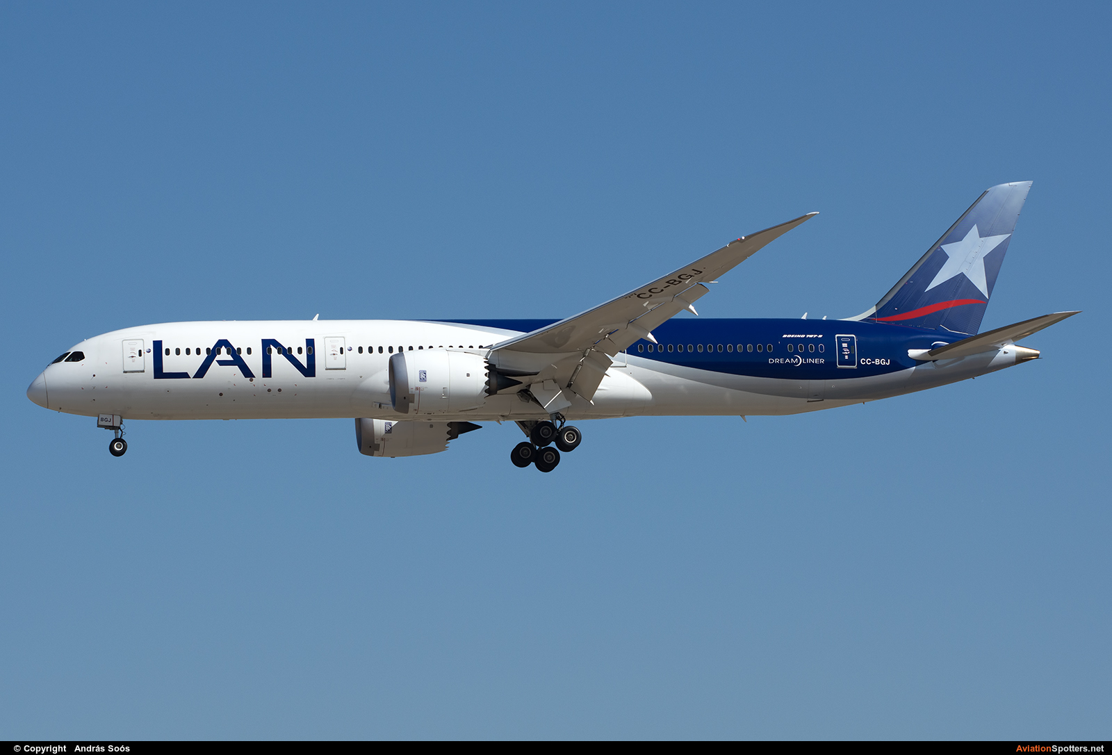 LATAM Airlines Chile  -  787-9 Dreamliner  (CC-BGJ) By András Soós (sas1965)