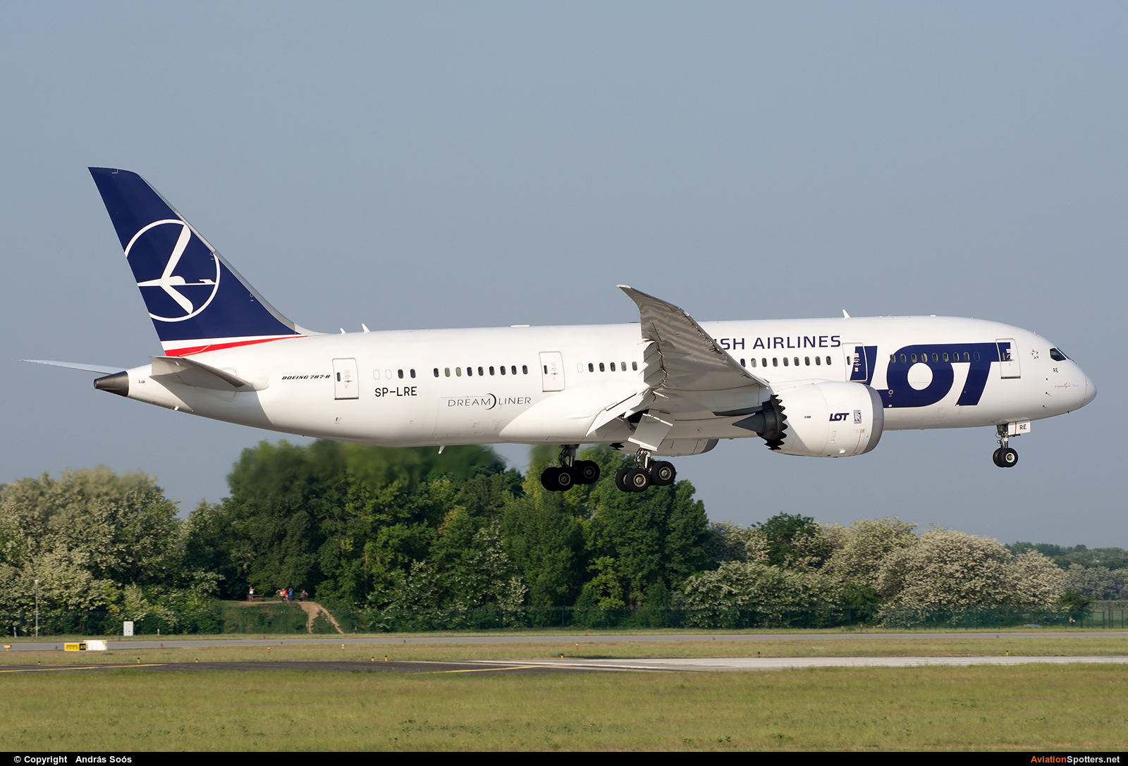 LOT - Polish Airlines  -  787-8 Dreamliner  (SP-LRE) By András Soós (sas1965)
