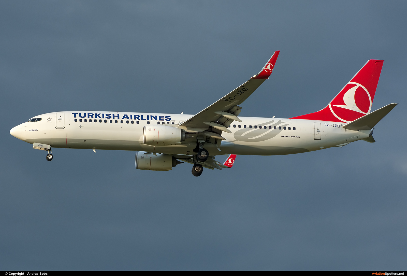 Turkish Airlines  -  737-800  (TC-JZG) By András Soós (sas1965)