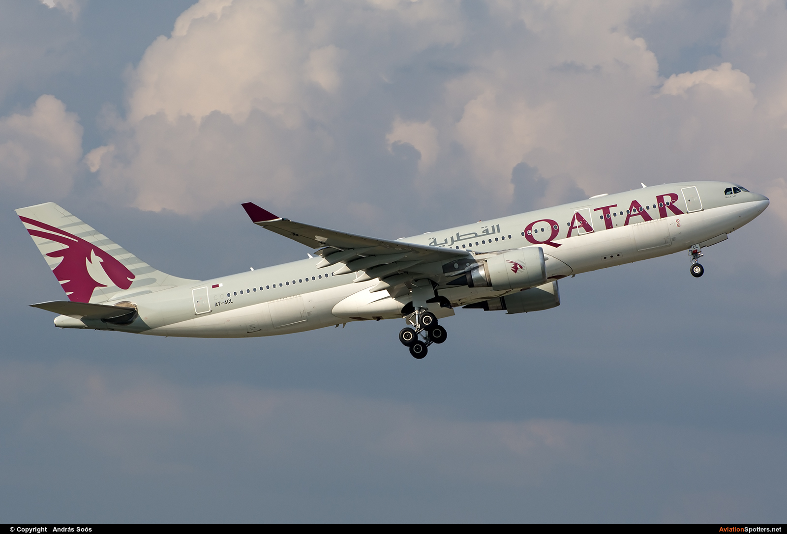 Qatar Airways  -  A330-200  (A7-ACL) By András Soós (sas1965)