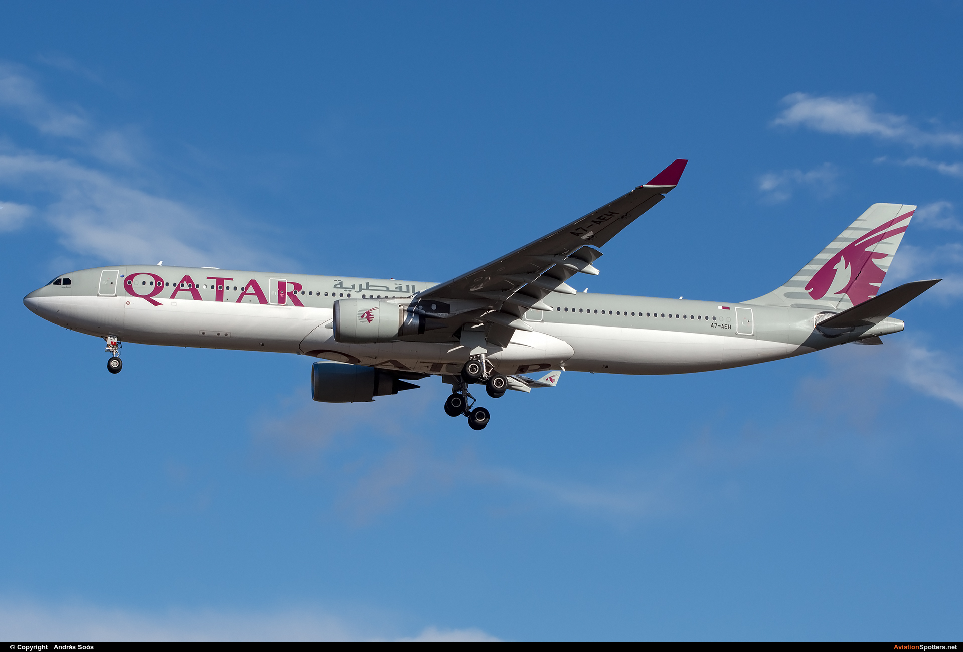 Qatar Airways  -  A330-300  ( A7-AEH) By András Soós (sas1965)