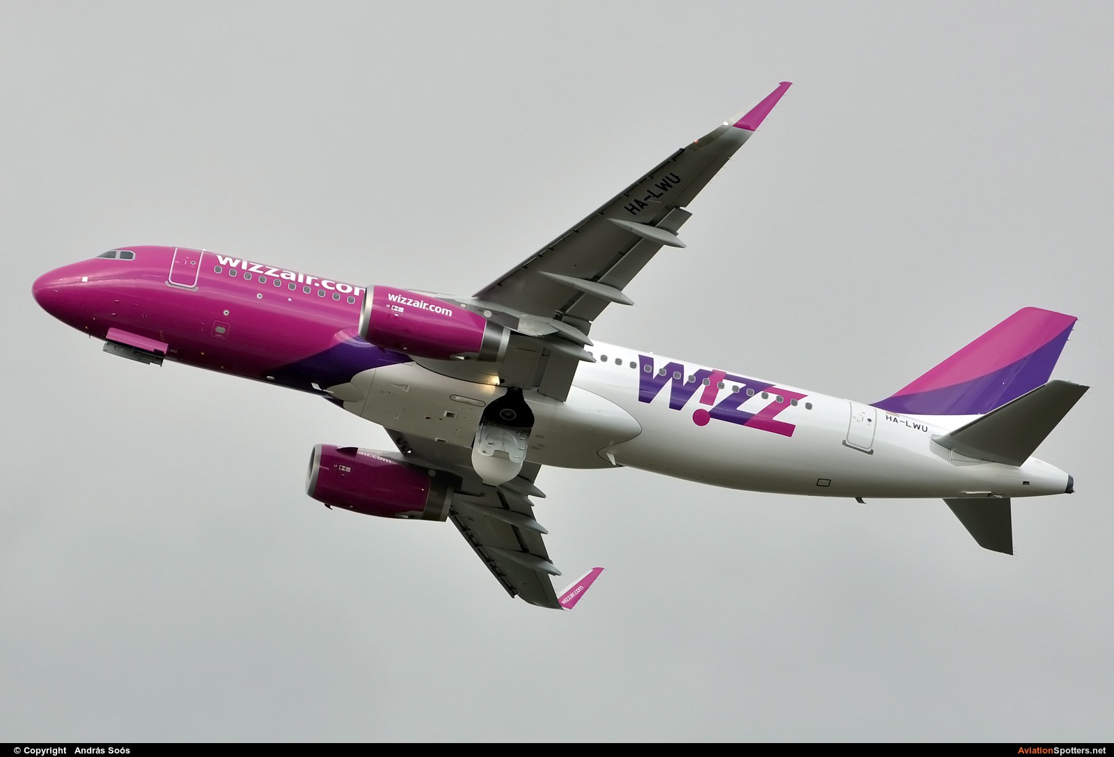 Wizz Air  -  A320  (HA-LWU) By András Soós (sas1965)