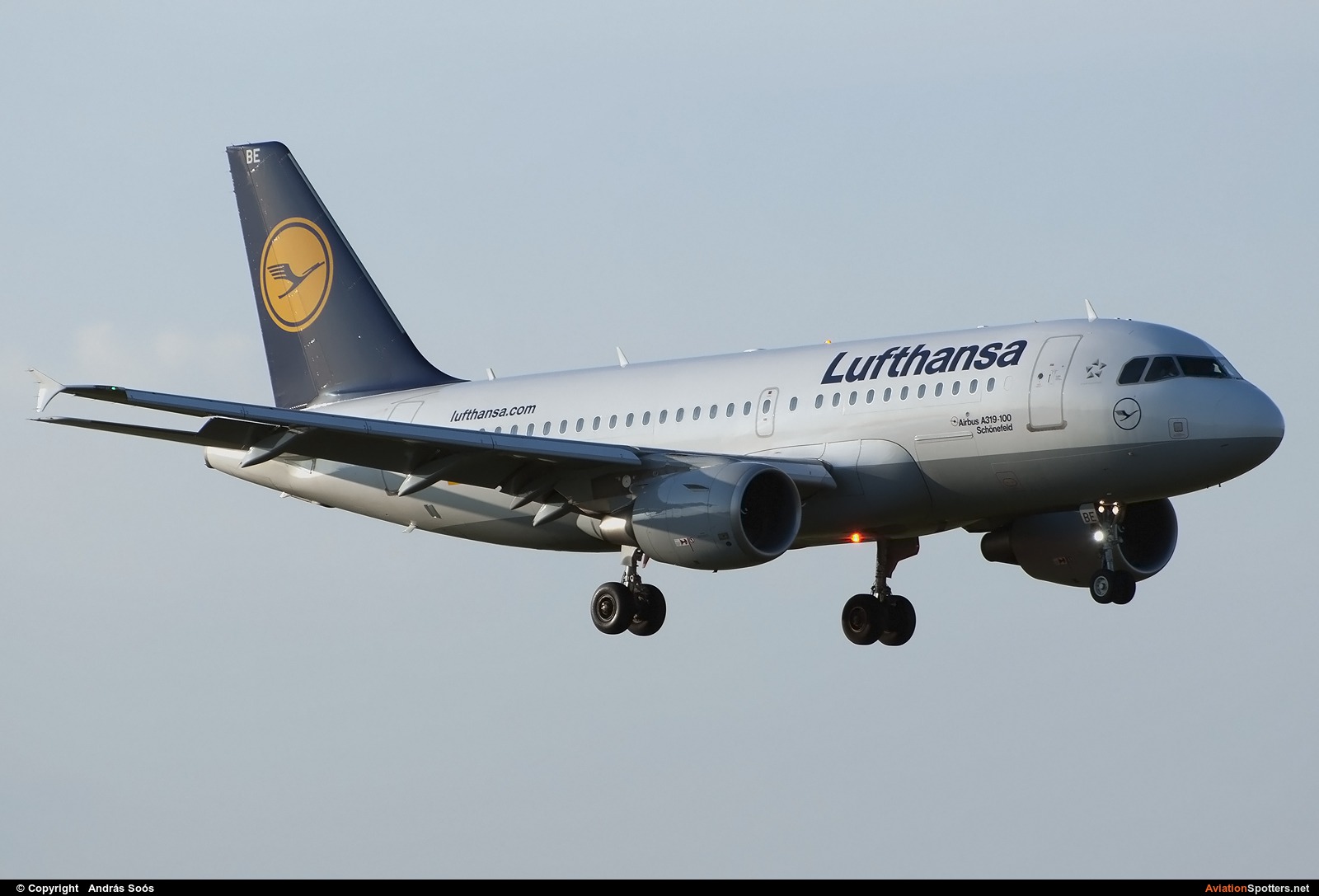 Lufthansa  -  A319  (D-AIBE) By András Soós (sas1965)