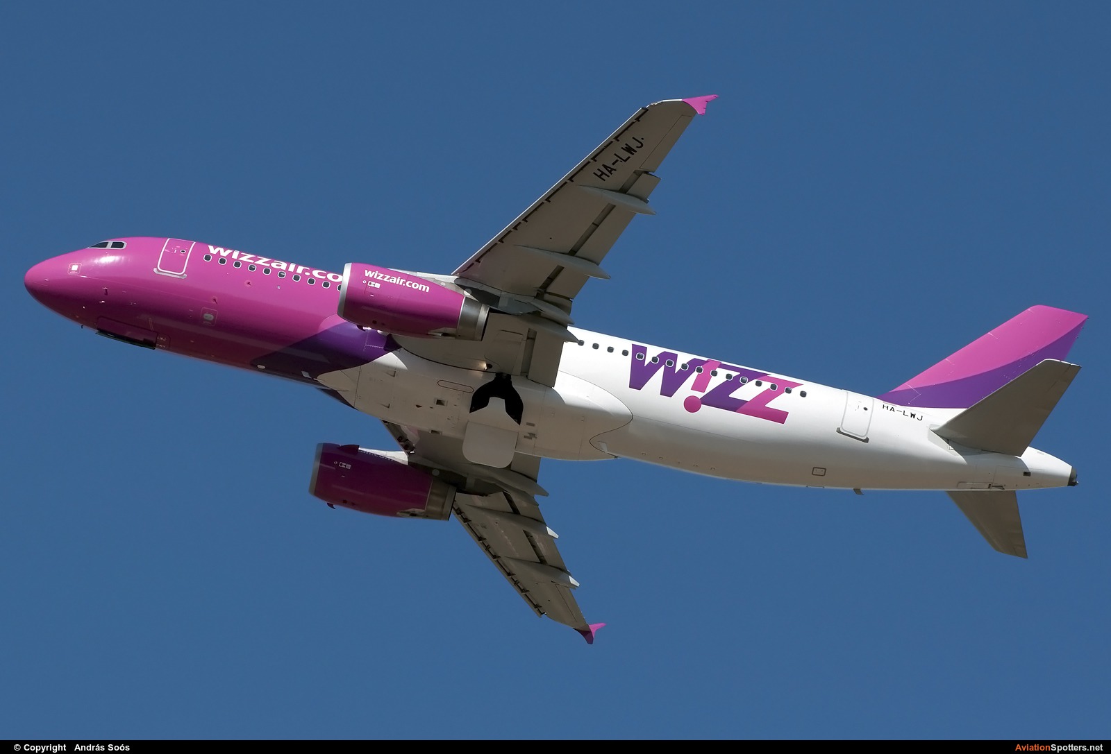 Wizz Air  -  A320-232  (HA-LWJ) By András Soós (sas1965)