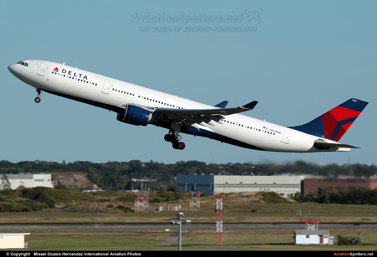 Delta Air Lines  -  A330-300  (N812NW) By Misael Ocasio Hernandez International Aviation Photos (misael787)