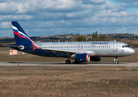 Airbus - A320 (VP-BDK) - Misixx