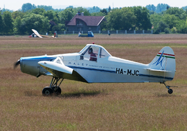 Piper - PA-25 Pawnee (HA-MJC) - Misixx