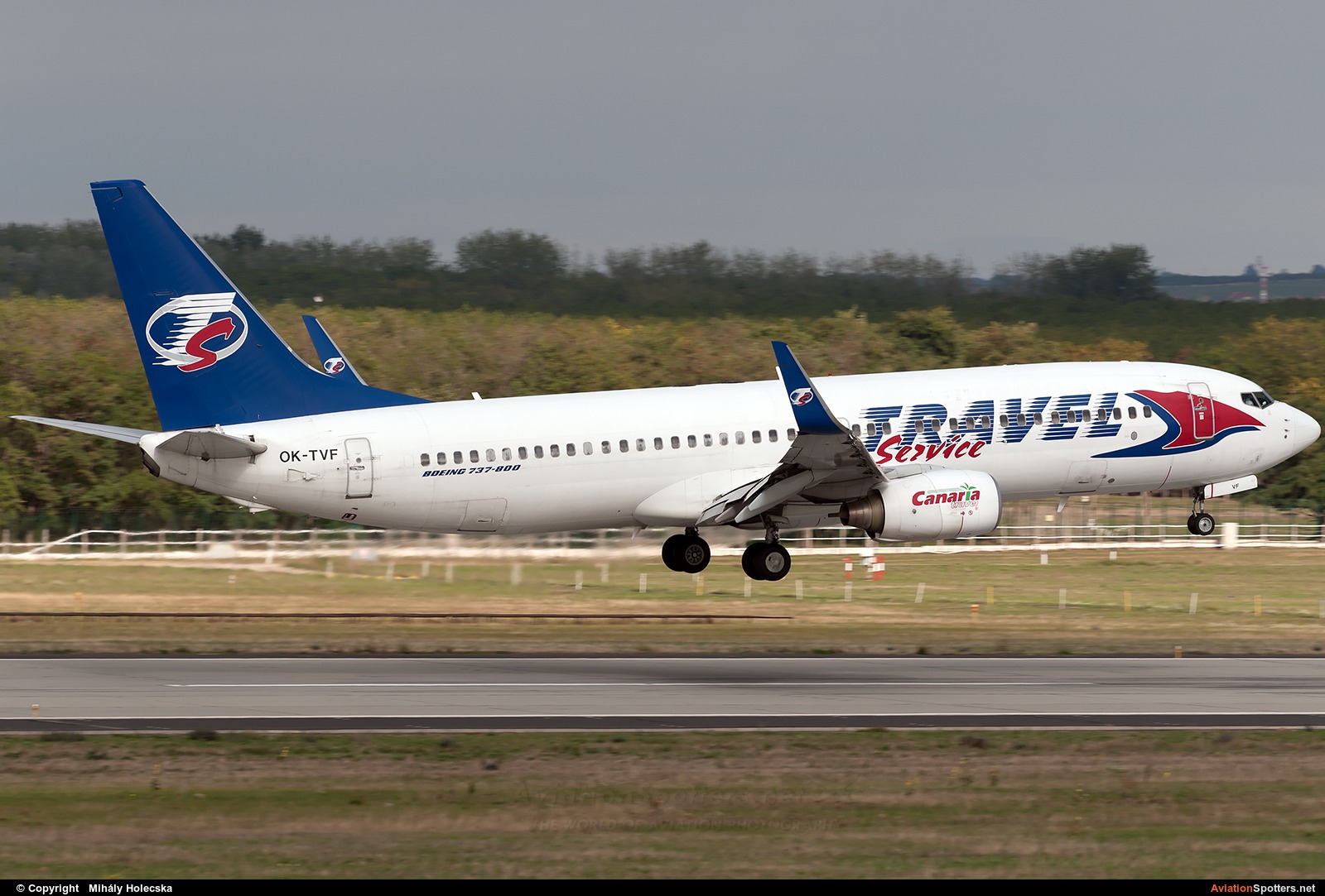 Travel Service  -  737-800  (OK-TVF) By Mihály Holecska (Misixx)