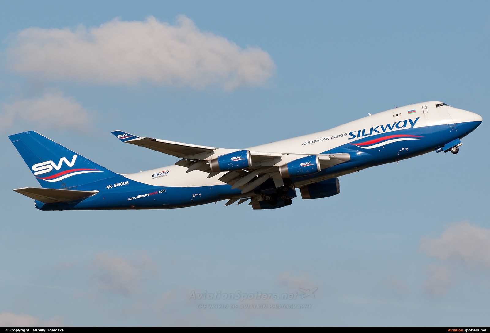 Silk Way Airlines  -  747-400  (4K-SW008) By Mihály Holecska (Misixx)